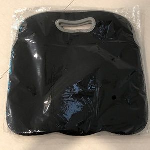 NWT Neoprene Six-Pack Carry Tote